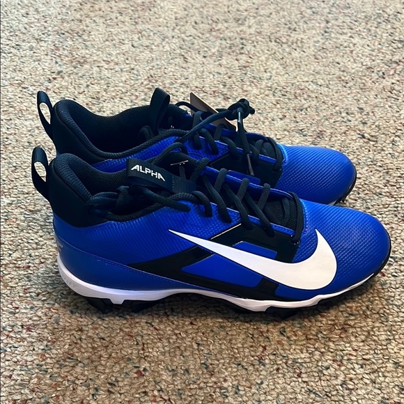 Nike Blue and Black Athletic Shoes for Performance - Picture 1 of 8